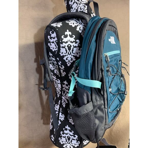 The North Face Sure Shot Backpack Daypack Padded Hiking Acqua Blue - Picture 3 of 7